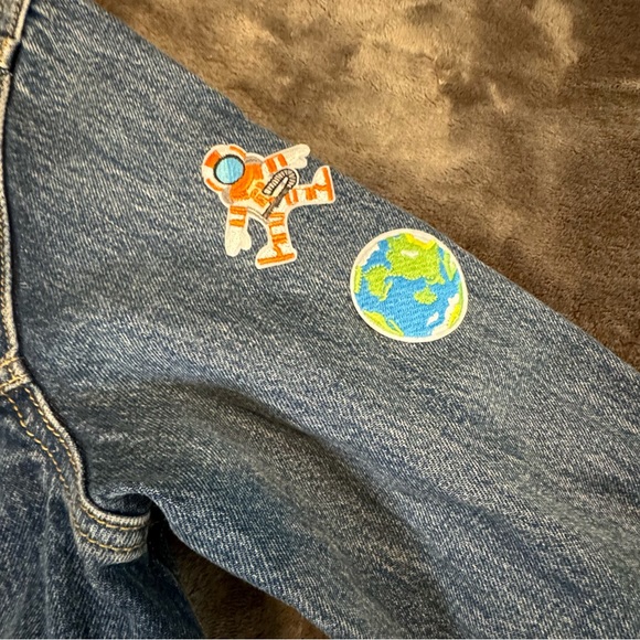 Levis denim jacket women sz s with patchs big e - Picture 4 of 11